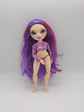 Emi Vanda Rainbow High Series 3 Orchid Purple Doll and Shirt