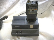 Kenwood TR 3600A , 440 MHz FM TRANSCEIVER W/ Charging Dock and accessories