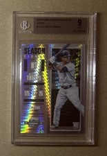 2018 Contenders Optic Gleyber Torres Hyper Refractor Rookie Card /299 Beckett 9