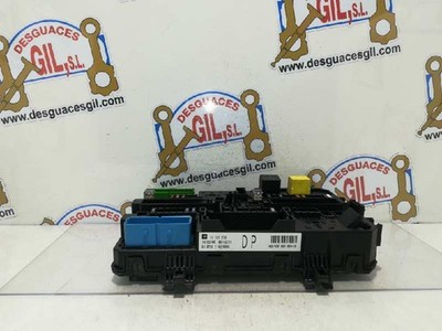 13181278 806850 fuse box 53238 Opel Astra GTC COSMO 2004