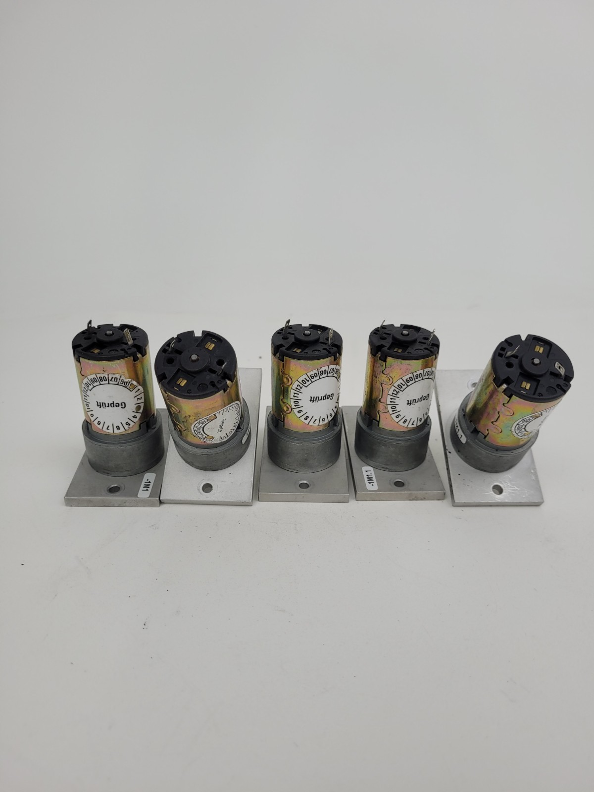 (Lot of 5) 1.61.046.333.08 Buhler DC Gear Motor 24VDC - Next Day Option