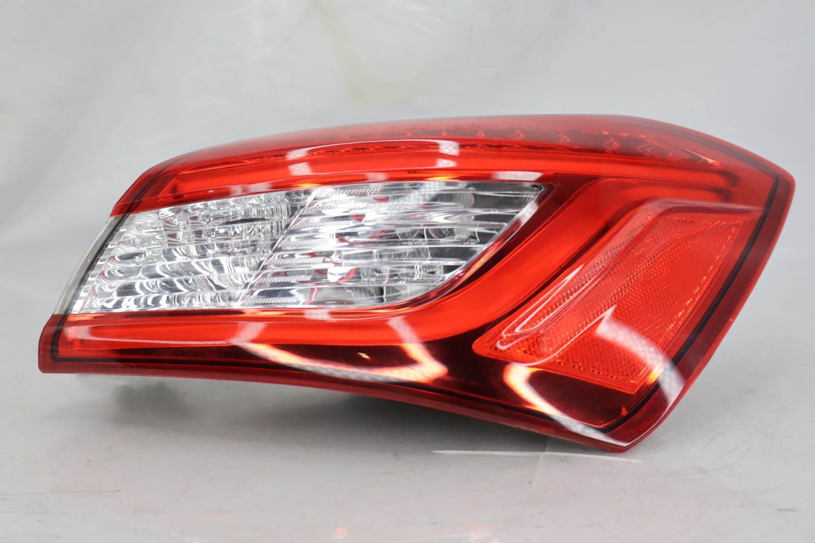 ✅ 2014-2019 MASERATI GHIBLI S RH PASSENGER REAR OUTER TAIL LIGHT LAMP LED OEM