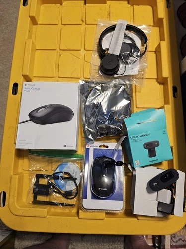 Computer accessory lot