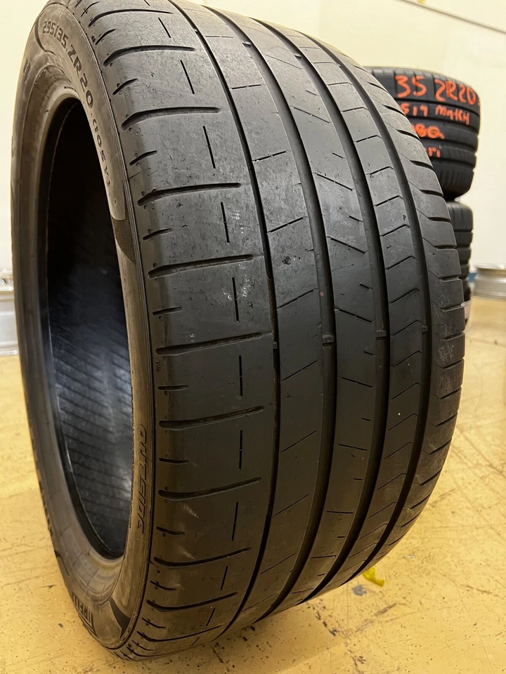 1 - SIN PARCHE 295/35ZR20 105Y Pirelli P Zero PZ4 F01 Ferrari OEM - 2953520 8054 Foto 2 de 3