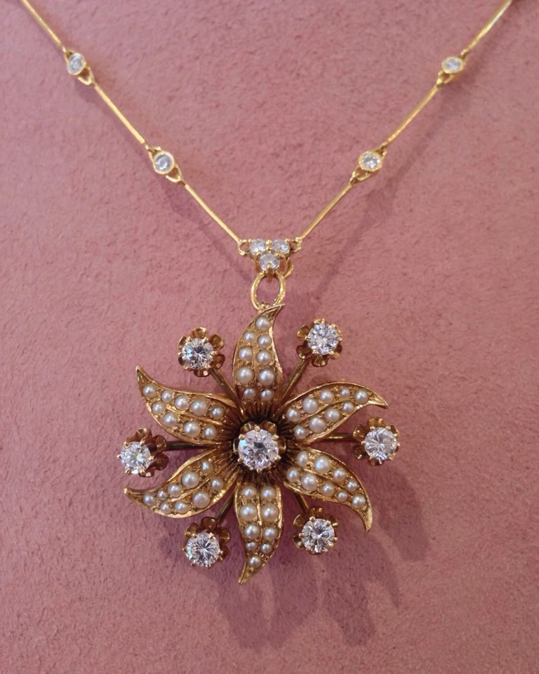 Collar colgante/alfiler de flores de diamantes y perlas en oro amarillo de 14 k/18 k - HM1256AA
