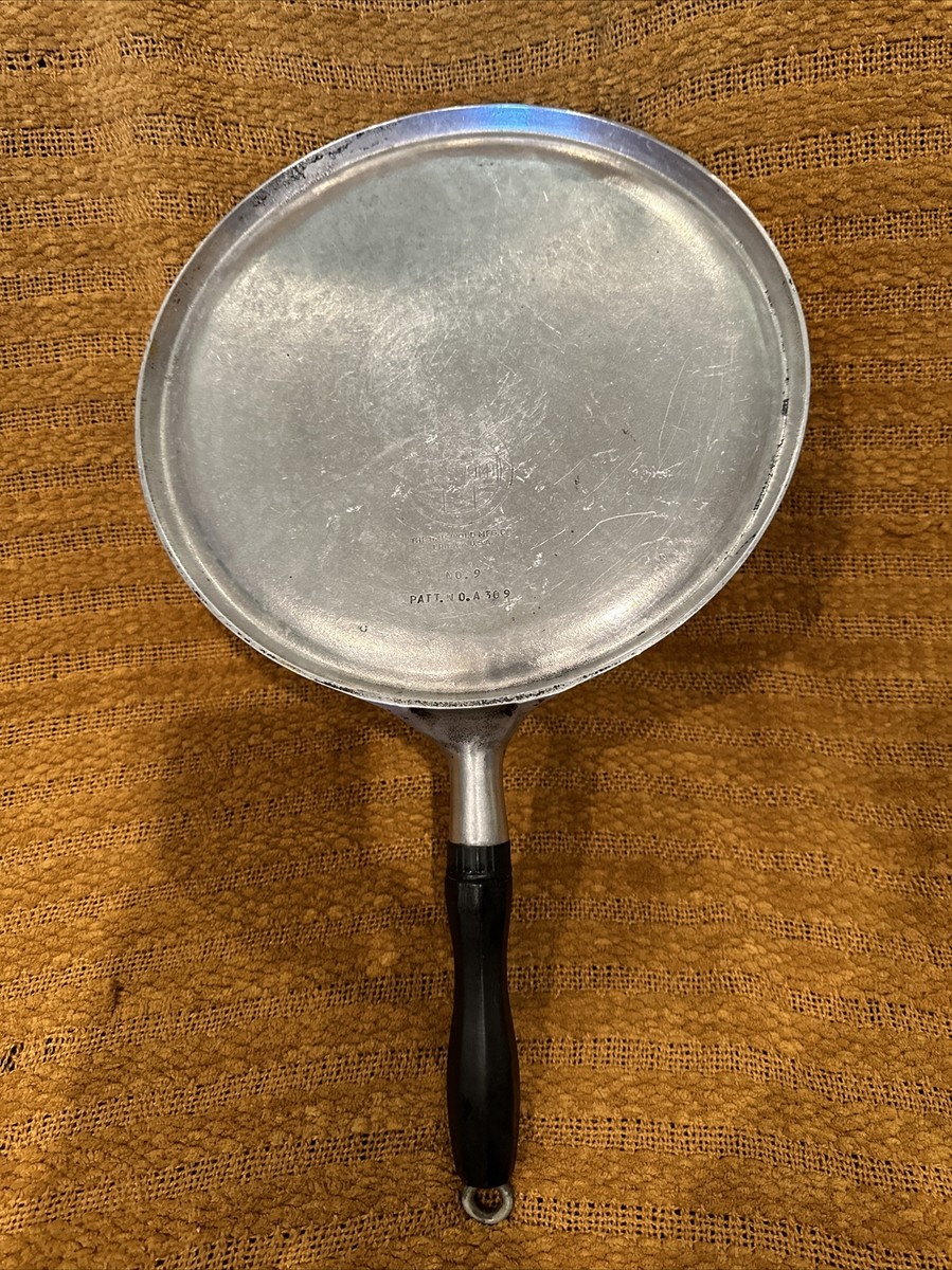 GRISWOLD Model A309 Vintage #8 Cast Aluminum ROUND GRIDDLE | eBay