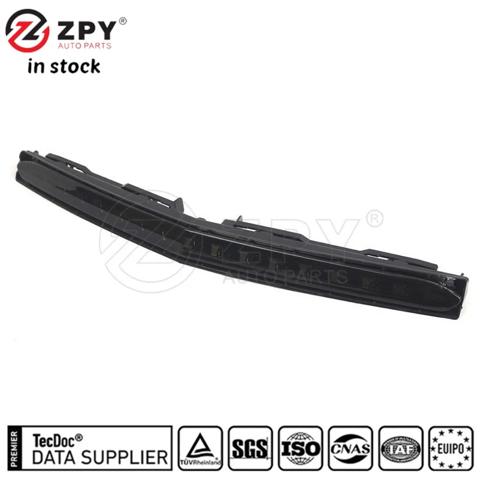 Luz de freno LED de montaje alto para Mercedes-Benz 2010-2017 E350 E300 Foto 4 de 4