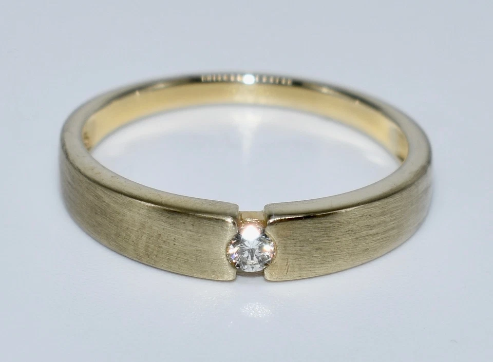 Solitär Brillant Ring 0,08ct, 375/9kt, Gelbgold, 2,55 g, Größe 60! - Bild 1 von 4