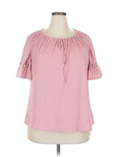 Naif Women Pink Short Sleeve T-Shirt 2X Plus