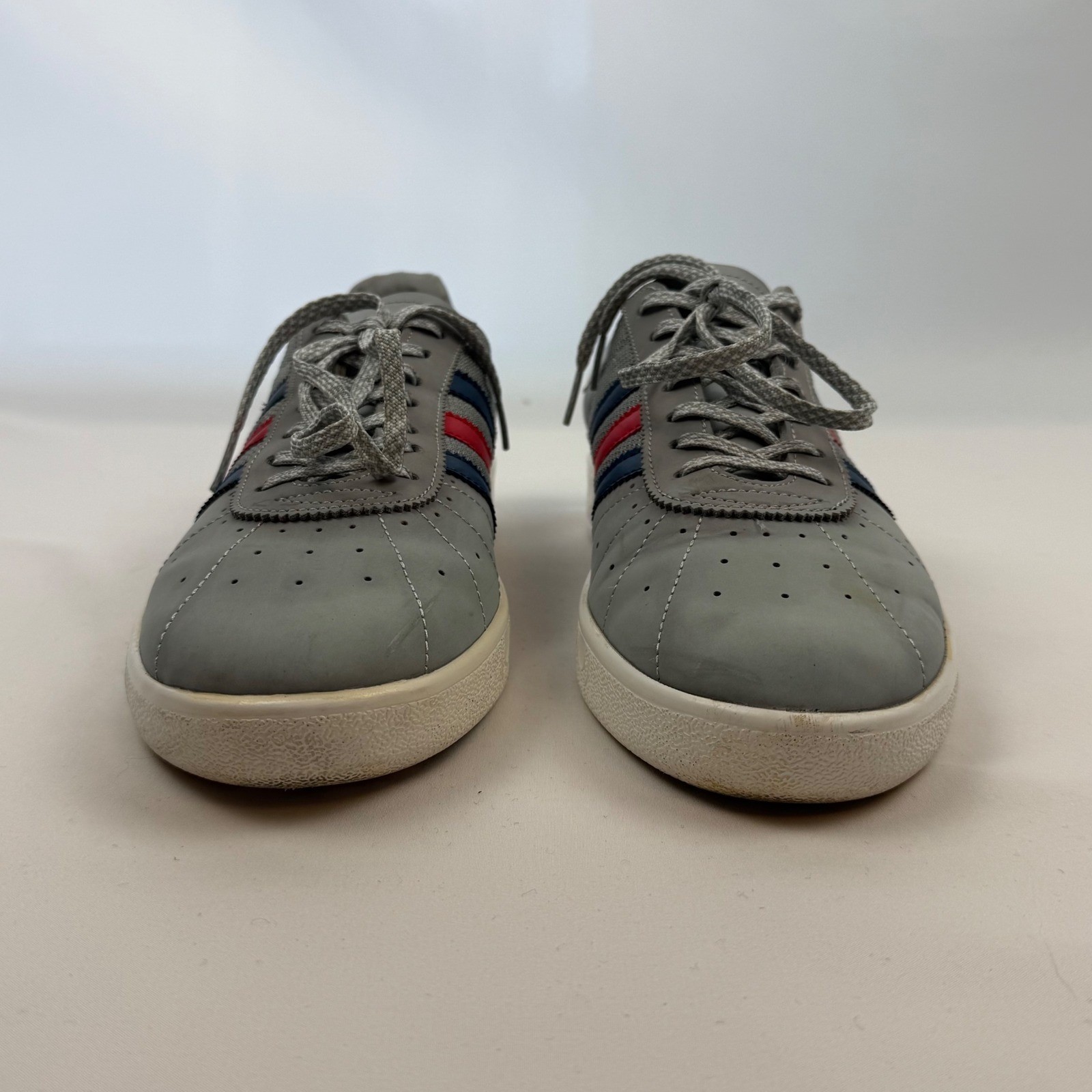 Adidas Munchen Prost Oktoberfest Grey Navy Red Sneakers Men Size 10 BY9805 thumbnail 4