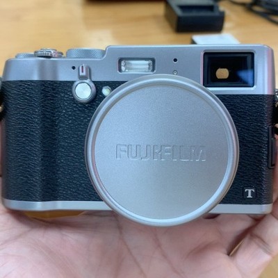 Fujifilm X100T 16,3 MP Kompakt-Digitalkamera mit 23 mm f/2 Festobjektiv 16,3MP