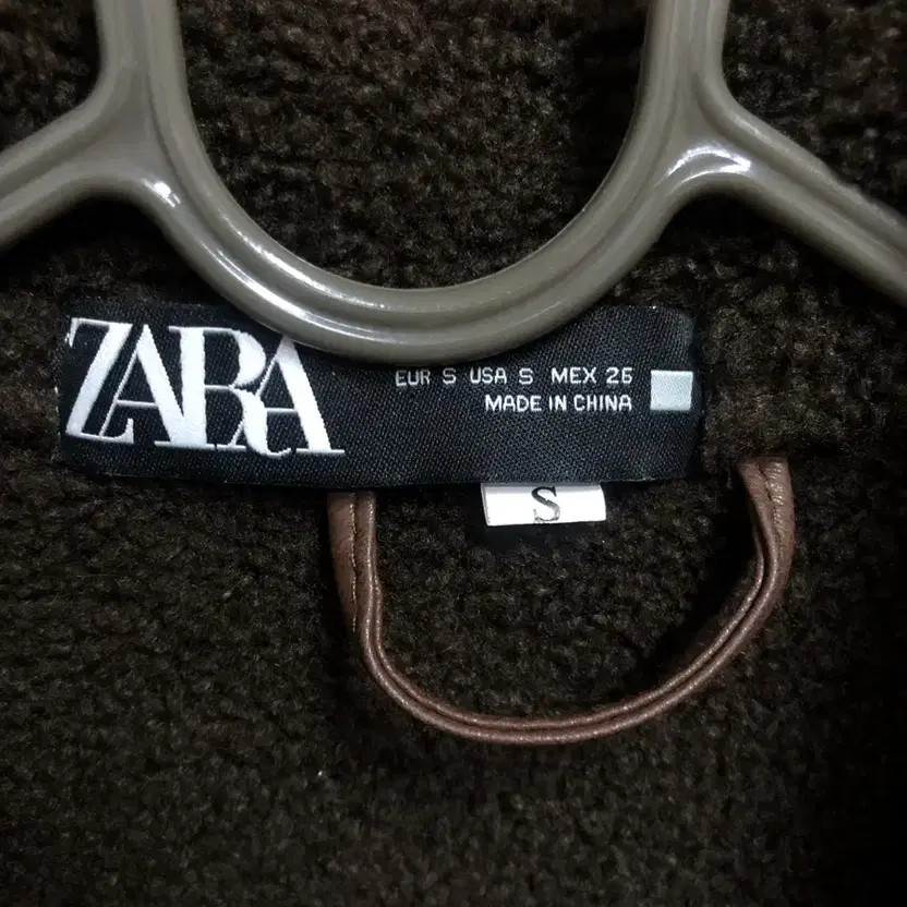 Zara Double-Faced Mouton Coat, Worn Once thumbnail 6