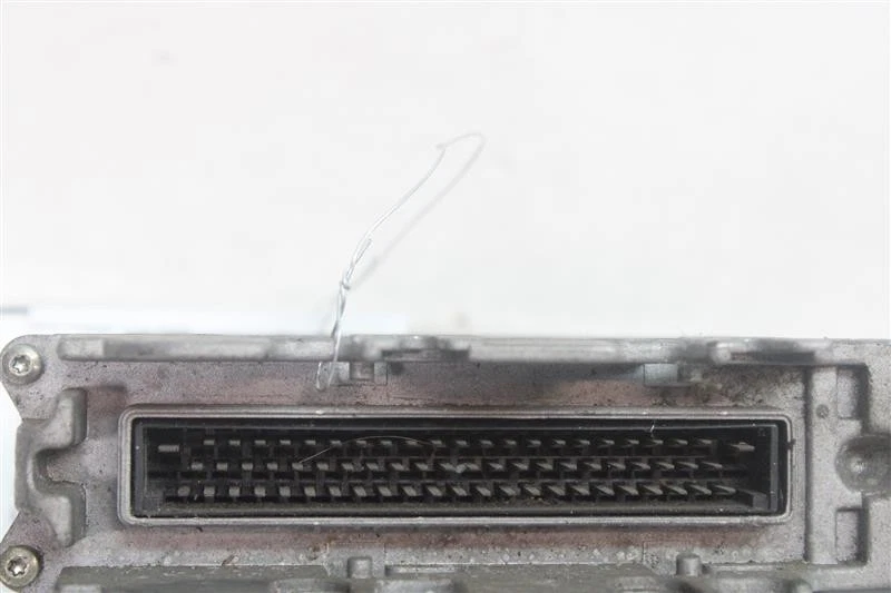 Used Transmission Control Module fits: 1995 Volkswagen Golf Transmission under r Foto 4 de 4