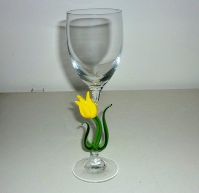 ATEMBERAUBENDES AUSGEFALLENES WEINGLAS SCHOTT ZWIESEL GELB TULPENSTIEL