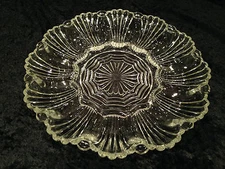 Vintage 1940's ANCHOR-HOCKING GLASS 10" OYSTER SERVING PLATE Clamshell Pattern