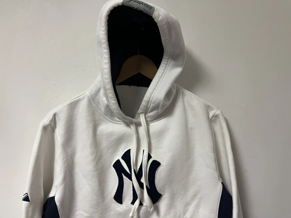 Majestic New York Yankees Pullover Hoodie Sweatshirt MLB Baseball *Read Sizing - Image 3 of 4