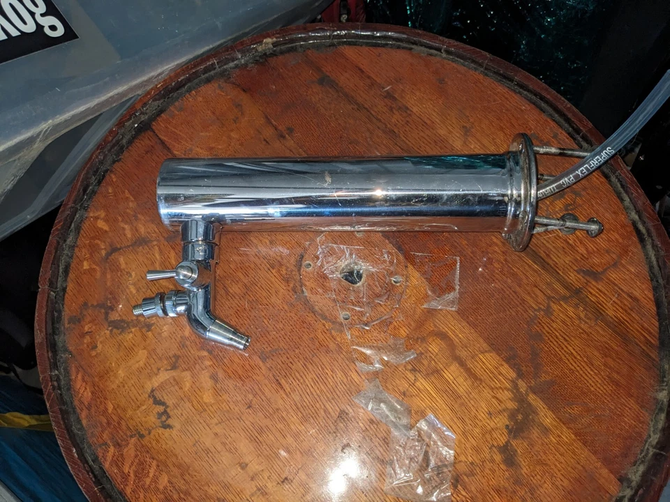 Kegerators de barril de roble / dispensadores de cerveza Foto 2 de 4