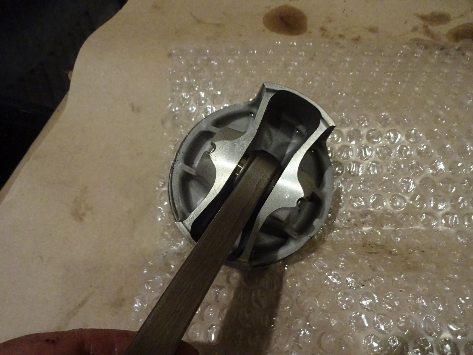 Maserati 4200, Quattroporte-RH Engine Piston & Con Rod Cyl# 3 -P/N 198410-192402