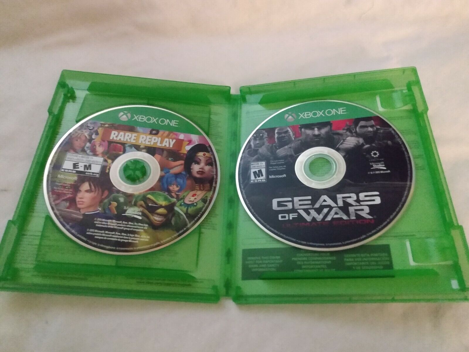 Gears Of War Ultimate Edition/ Rare Replay Combo XBox One COMPLETE CIB