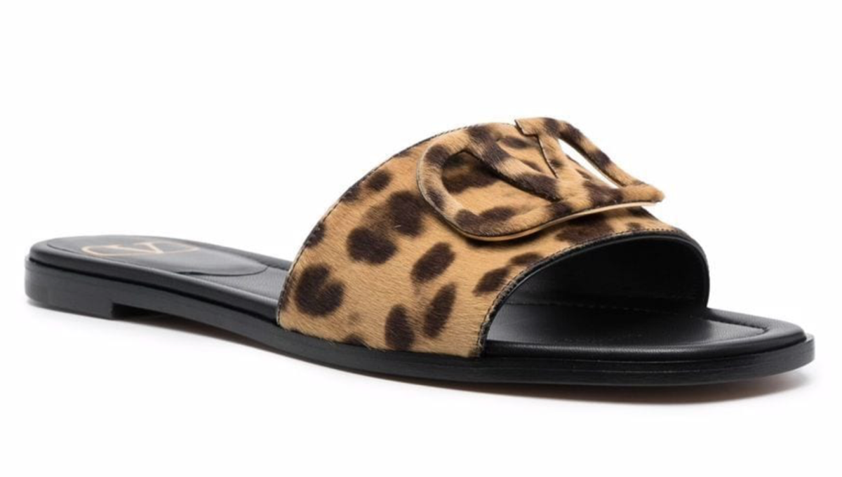 VALENTINO ヒョウ柄スライドサンダル Valentino V Logo Leopard Black Brown Pony Fur Slides Mule Slip On