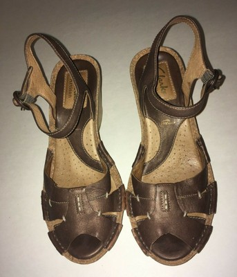 clarks sandals artisan collection