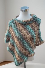Poncho gehäkelt Handarbeit Unikat 