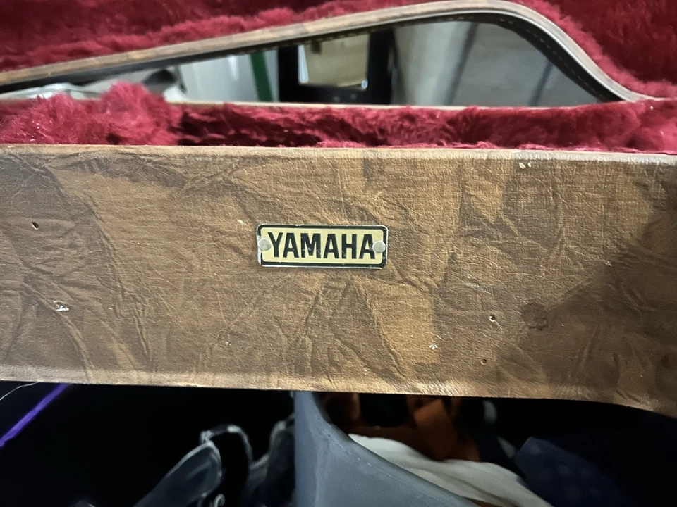 Yamaha's vintage acoustic or classical guitar models from the 1960s or 1970s, - Image 4 of 4