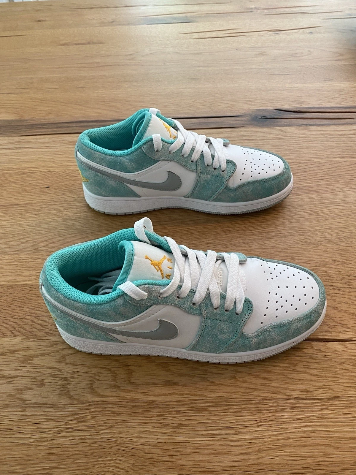 Nike Air Jordan 1 Low New Emerald Low Top Trainers Sneakers UK Size 5 10