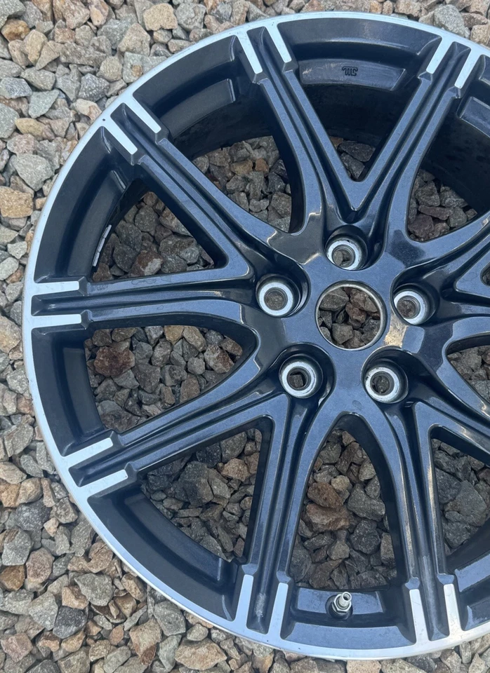 Llanta de aleación Nissan Juke Nismo 18" 10 radios 2013-2018 D03003YV8A Foto 4 de 4