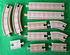 THOMAS  FRIENDS WOODEN RAILWAY EXPANSION TRACK SET: 7 STRAIGHT  4 CURVED