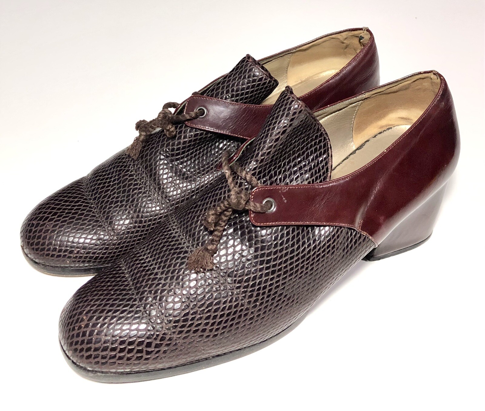 Vintage YSL Yves Saint Laurent décolleté Oxford stringate 9 5 M rosso marrone pelle testurizzata