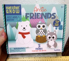 Novelty toy Arctic Friends Hatch grow kit, just add water for animals to grow