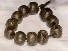 Antique Black Coral Beads from the Red Sea Y23_0144