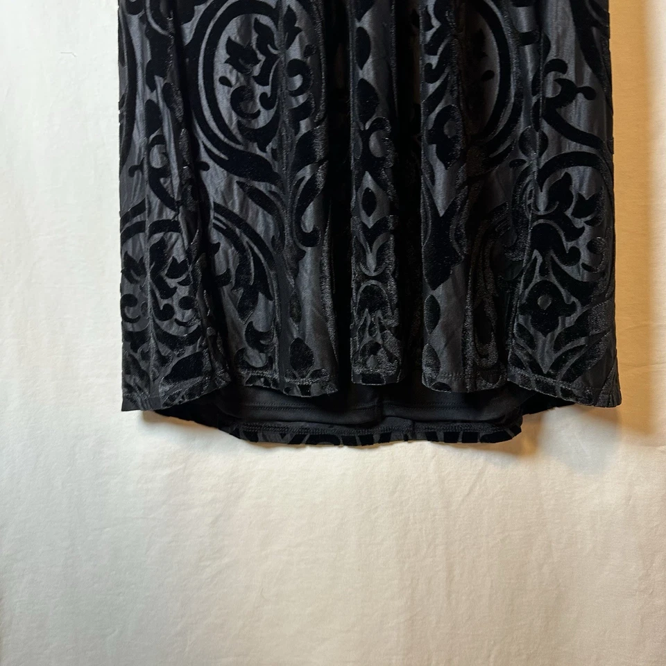 NWT Francesca's black velvet halter mini dress with an art deco or floral print - Image 4 of 4