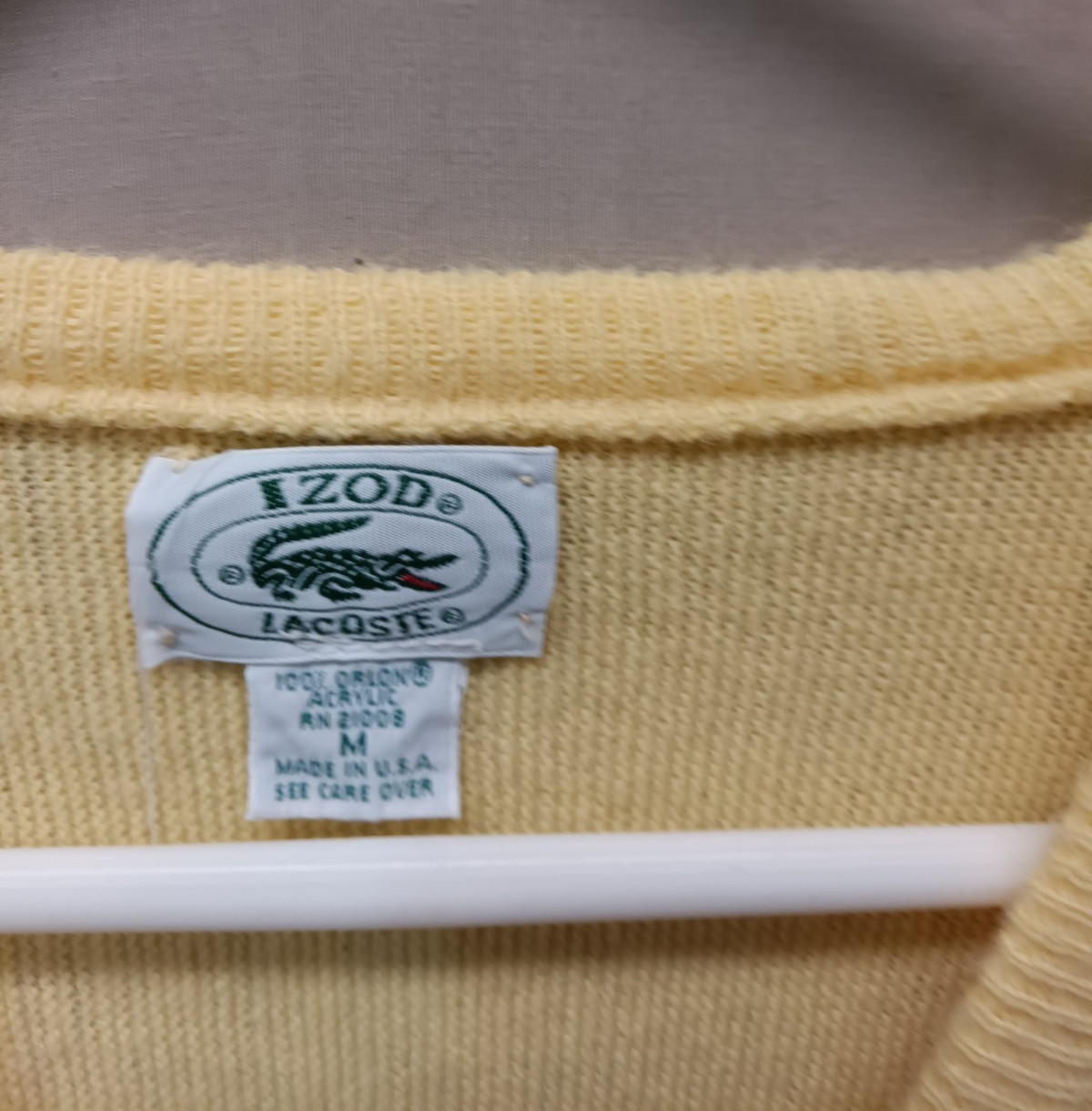 Men's Vintage Light Yellow Izod Lacoste V Neck Sweater U.S.A. M (C946) thumbnail 3