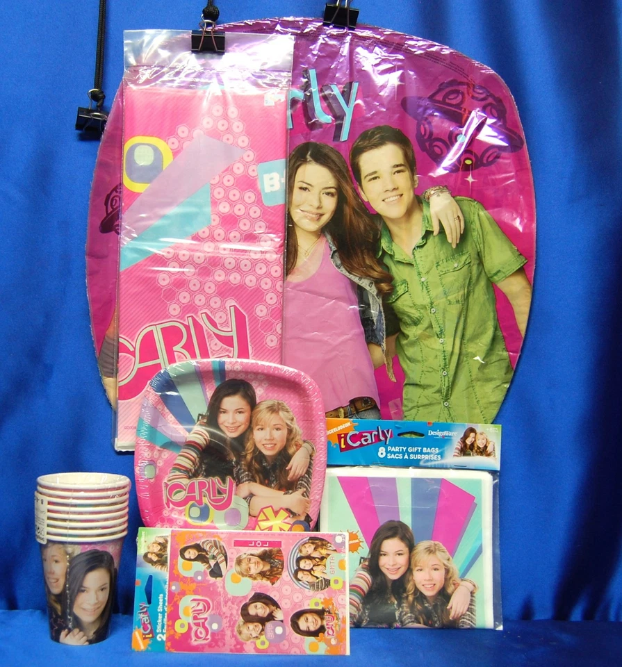 I Carly # 6 Plates  Tablecover Stickers  Cup Loot Bag Foil Balloon - Image 2 of 4