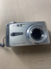 Fujifilm FinePix F Series F650 6.0MP Digital Camera - Silver UNTESTED