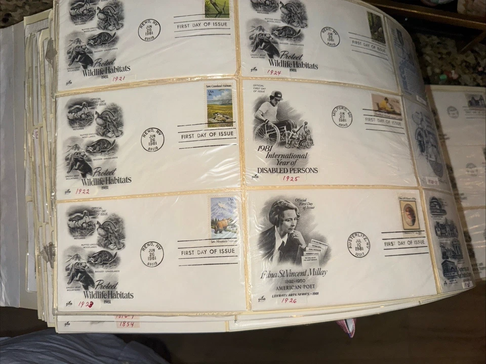 Lot of 327 U.S. First Day Covers 1970s1980s Mixed Cachets Fleetwood ArtCraft Etc - Image 3 of 4