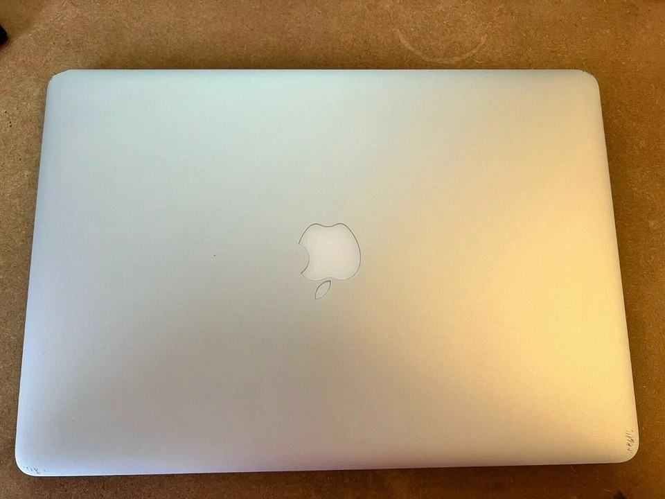 Apple MacBook Pro 15" Retina 2013 Quad Core i7 2Ghz 16GB 256GB A1398 BIG SUR - Image 2 of 4