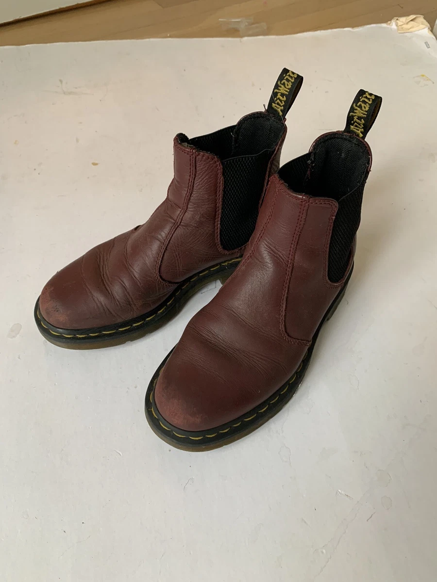 Oxblood chelsea top boots womens