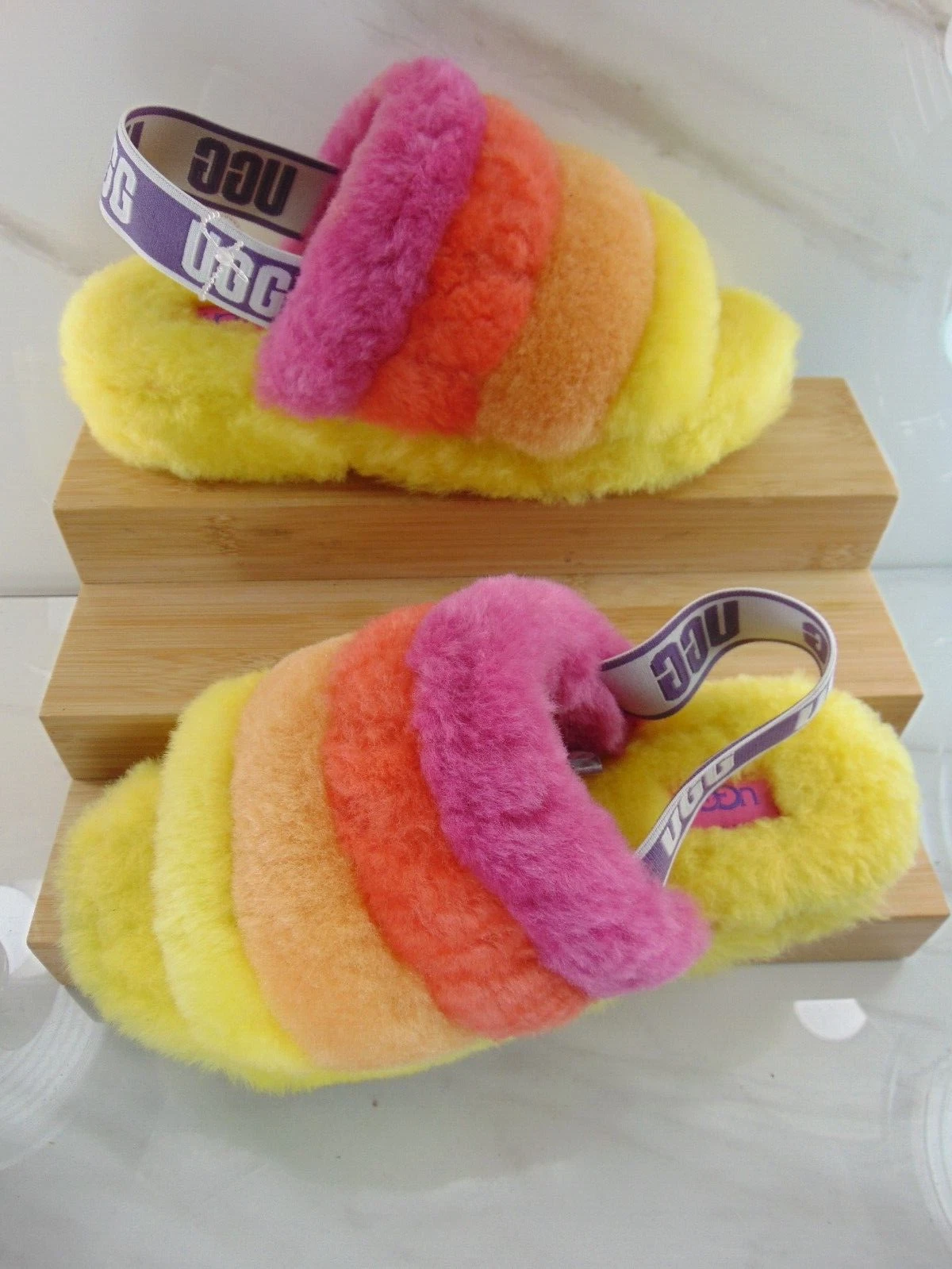 UGG (NUOVISSIMO) 1097969 PASTELLO MULTICOLORE PELLICCIA SLIDE SLIDE SANDALO 7 MINT