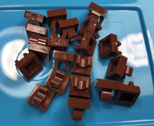 Nuova tegola LEGO marrone rossastro modificata 1 x 1 con clip bordi arrotondati 15712 (x20) - Foto 3 di 8