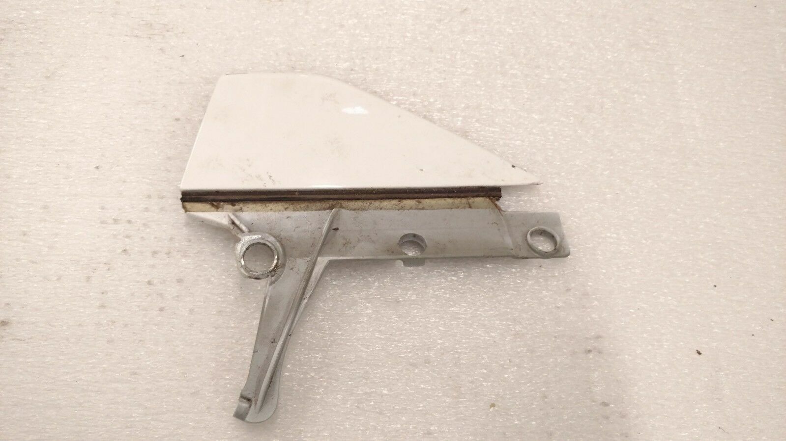 LAMBORGHINI GALLARDO LP560 SPYDER PASSENGER DOOR TRIANGLE TRIM OEM 407837902