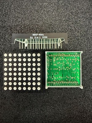 1 Stück/pc. HDSP-R881 - Agilent - 8x8 Dot-Matrix RGB, 47.8mm (1.88 inch)