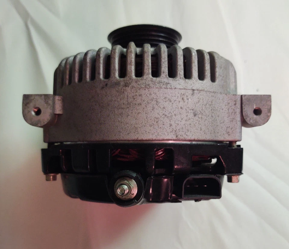 Alternador 2002-2005 Ford Explorer 4.6L v8 4WD 2WD AWD 130 AMP - Imagem 3 de 4