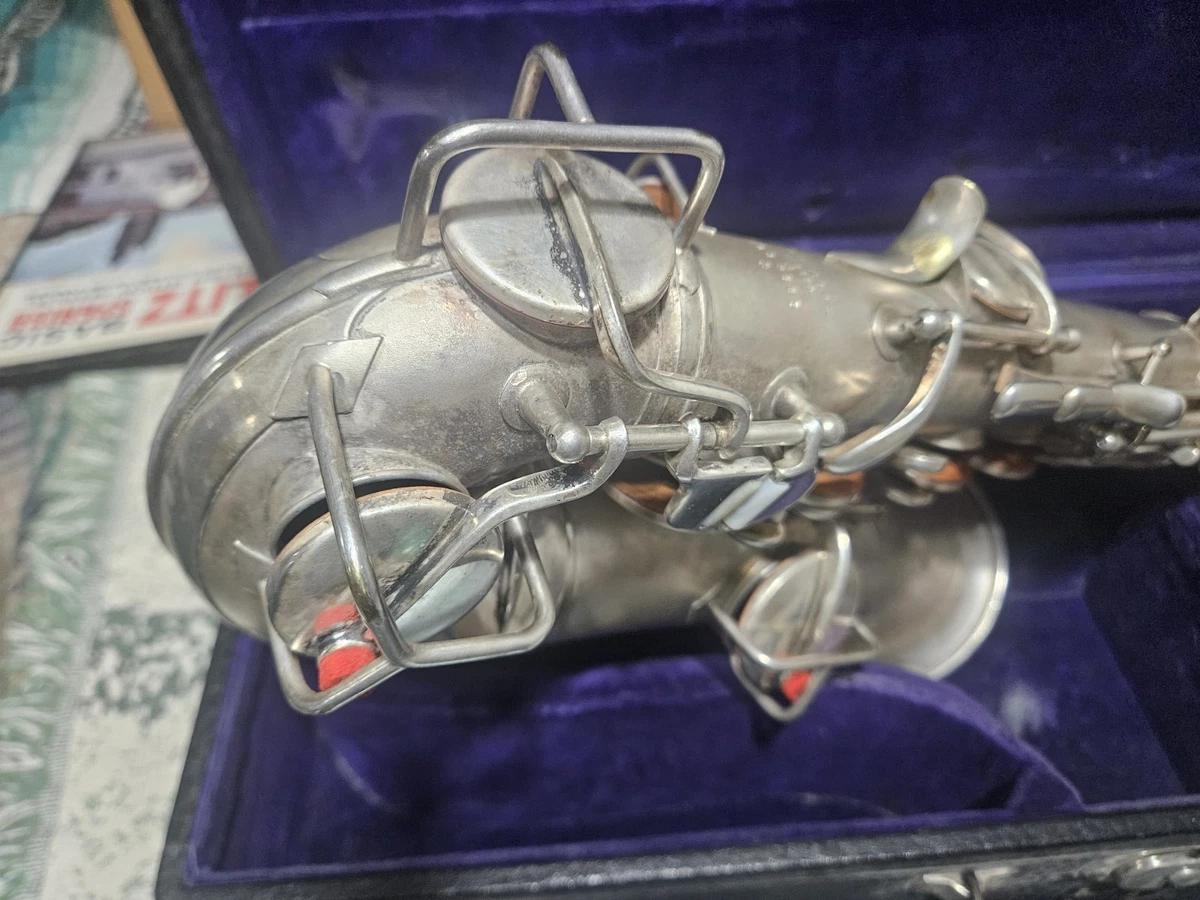 Preços baixos em C.G. Conn saxofones Antigos | eBay