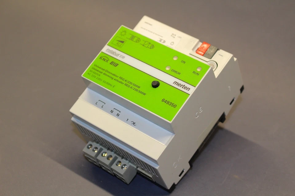 ** Merten Universal Dimmaktor 500W 649350 ** - Bild 2 von 3