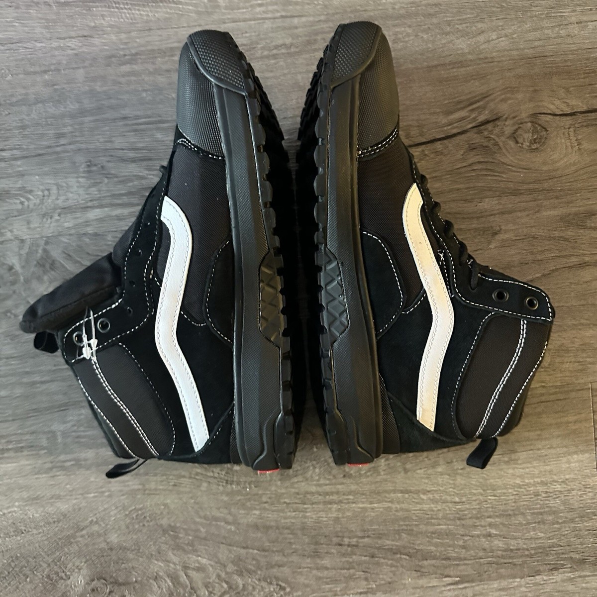 Vans Ultra Range MTE 1 High Top Primaloft Mens Boots Black  display picture 2