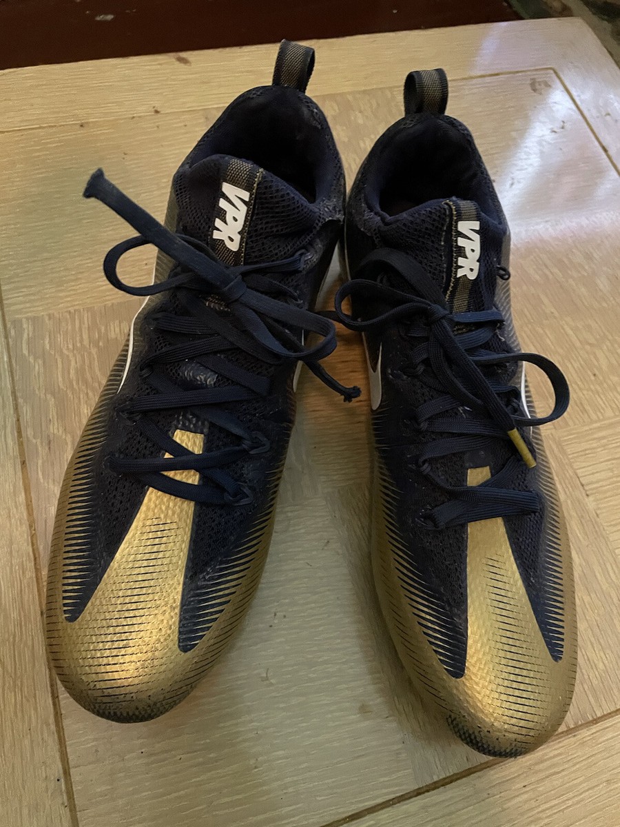 nike ankle tennis shoes