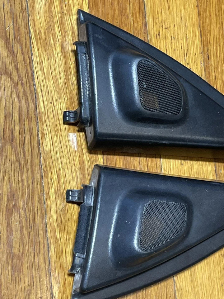 Juego de par de cubiertas de altavoz tweeter Toyota Sequoia Tundra 2004-2006 2001-2007 OEM Foto 4 de 4